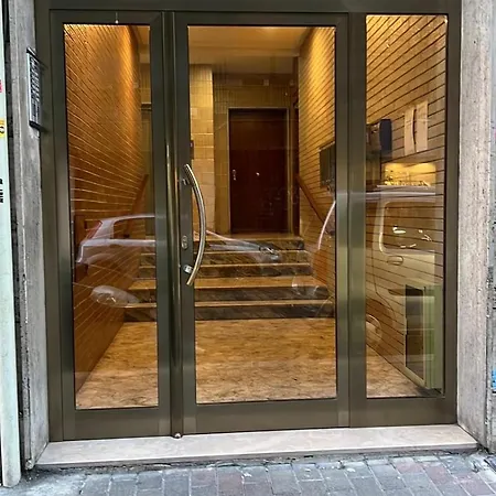 Manzoni Artist Lejlighed Bari